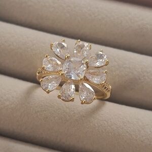 Diamonds Flower Ring